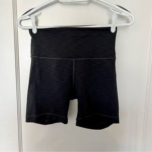LuLuLemon Size 6 Shorts